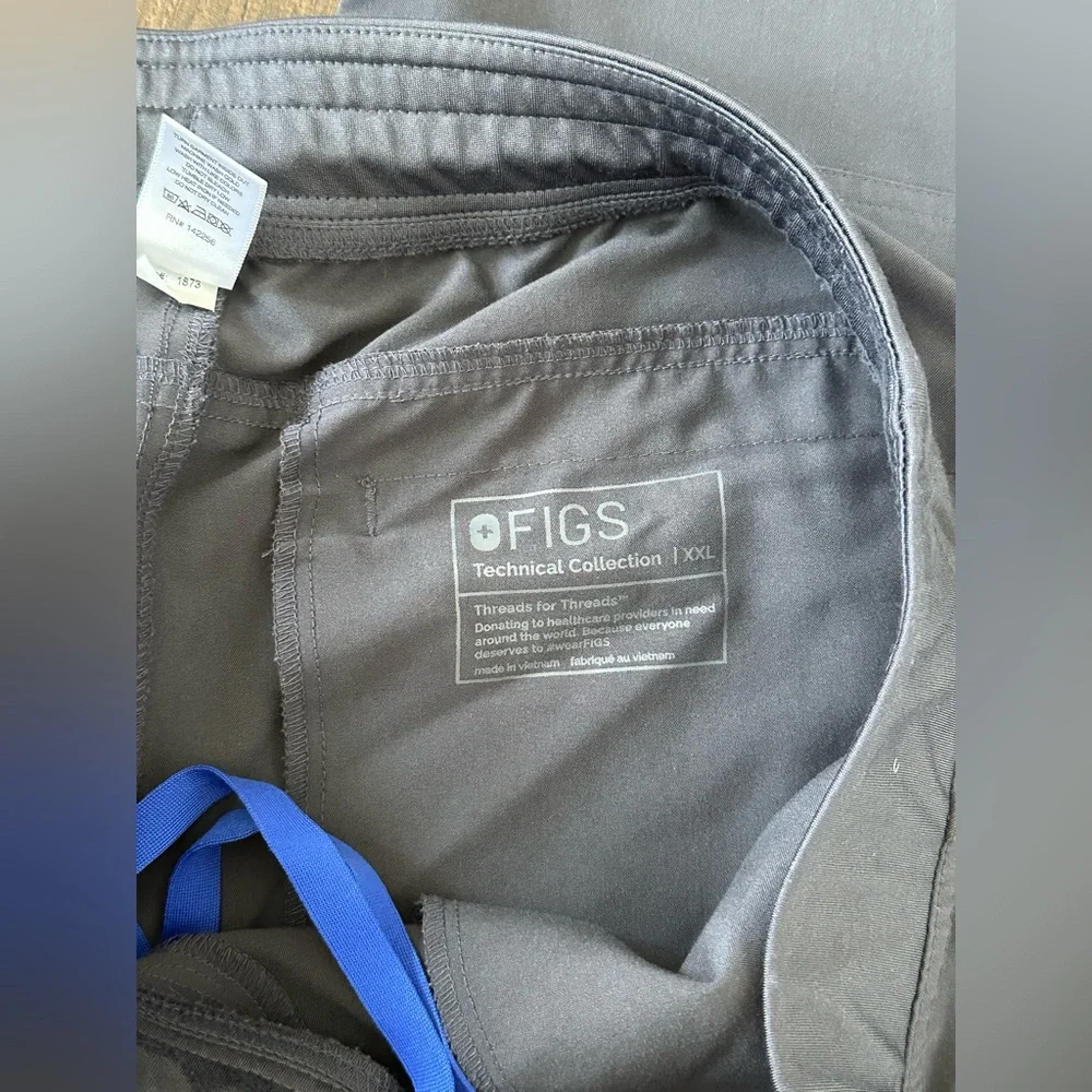 Figs Men’s Axim Cargo Scrub Pants Charcoal Blue Drawstring Size XXL